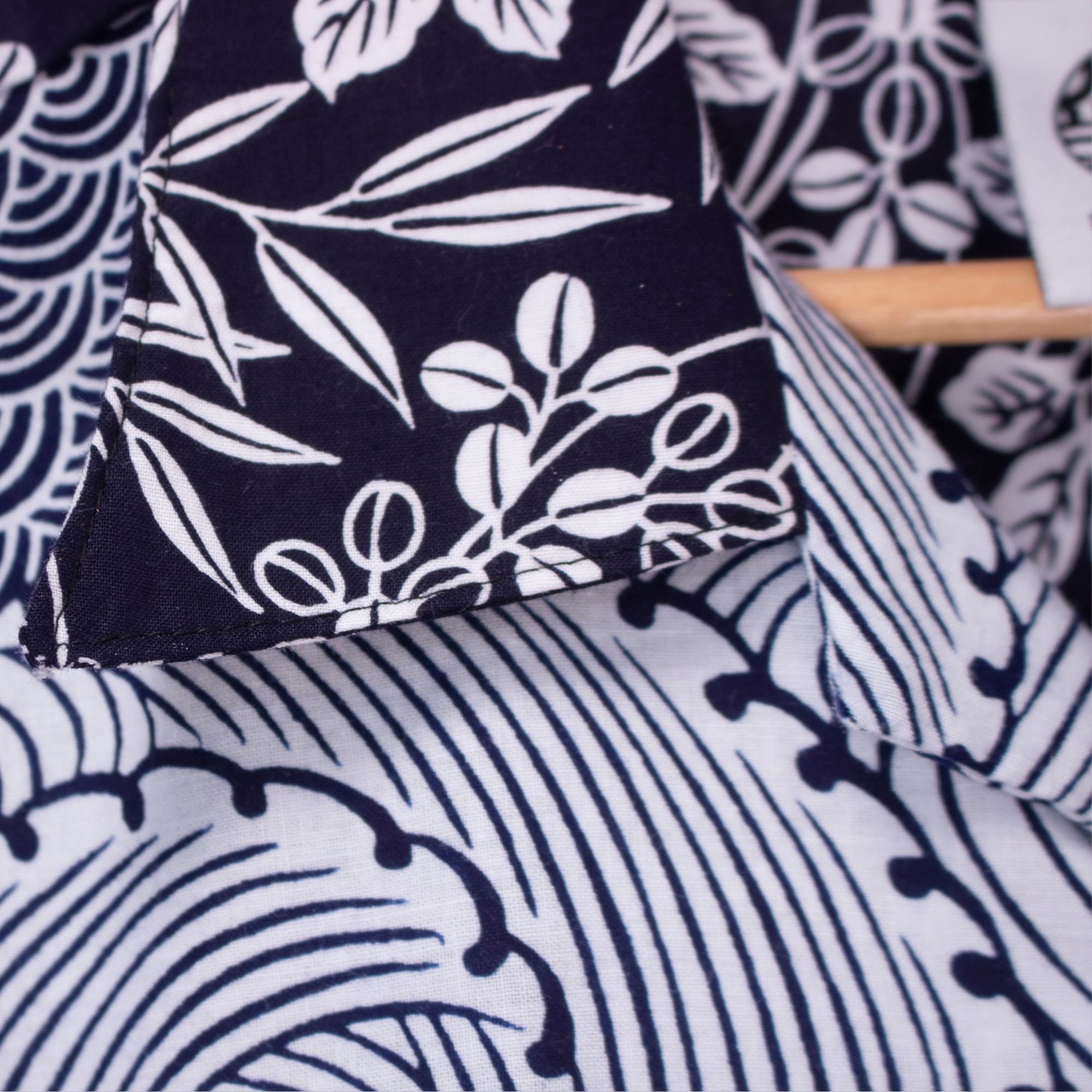 Fubutsushi — RE:KIMONO kimono fabric shirt, Kamakura